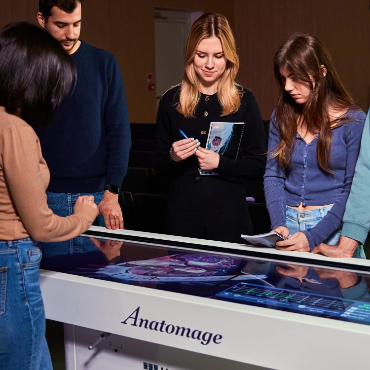 Anatomage_Table